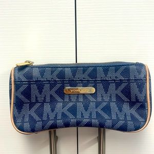 Michael Kors pouch